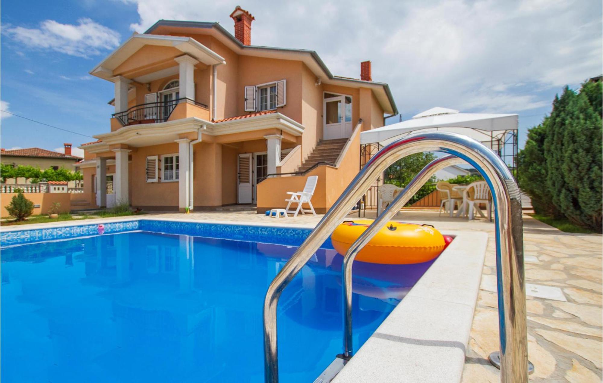Gorgeous Home In Labin With Outdoor Swimming Pool 外观 照片